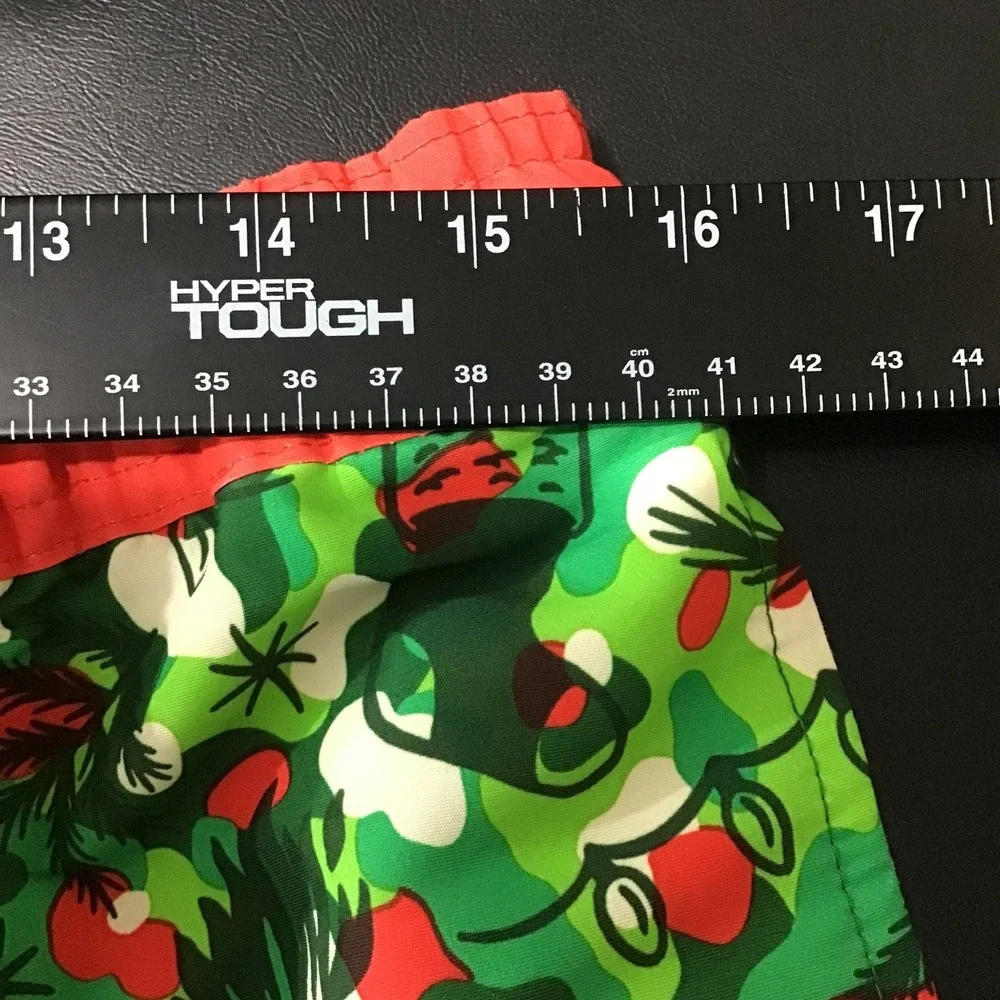 Magellan Outdoors‎ Mens Fish Gear Swim Trunks Shorts Size S Green Camo Christmas